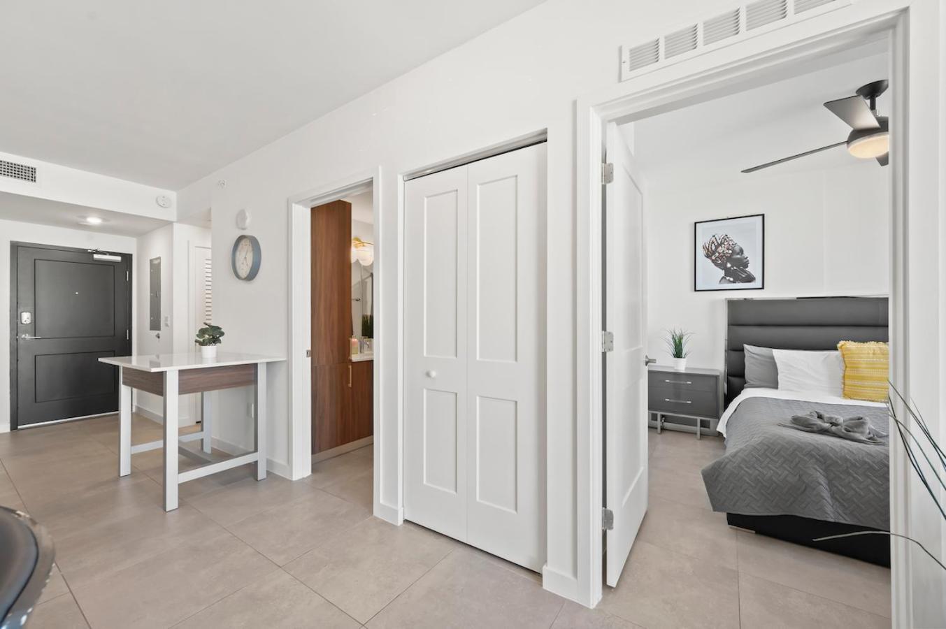 Modern Unit Mins From Brickell With Free Parking Apartman Miami Kültér fotó