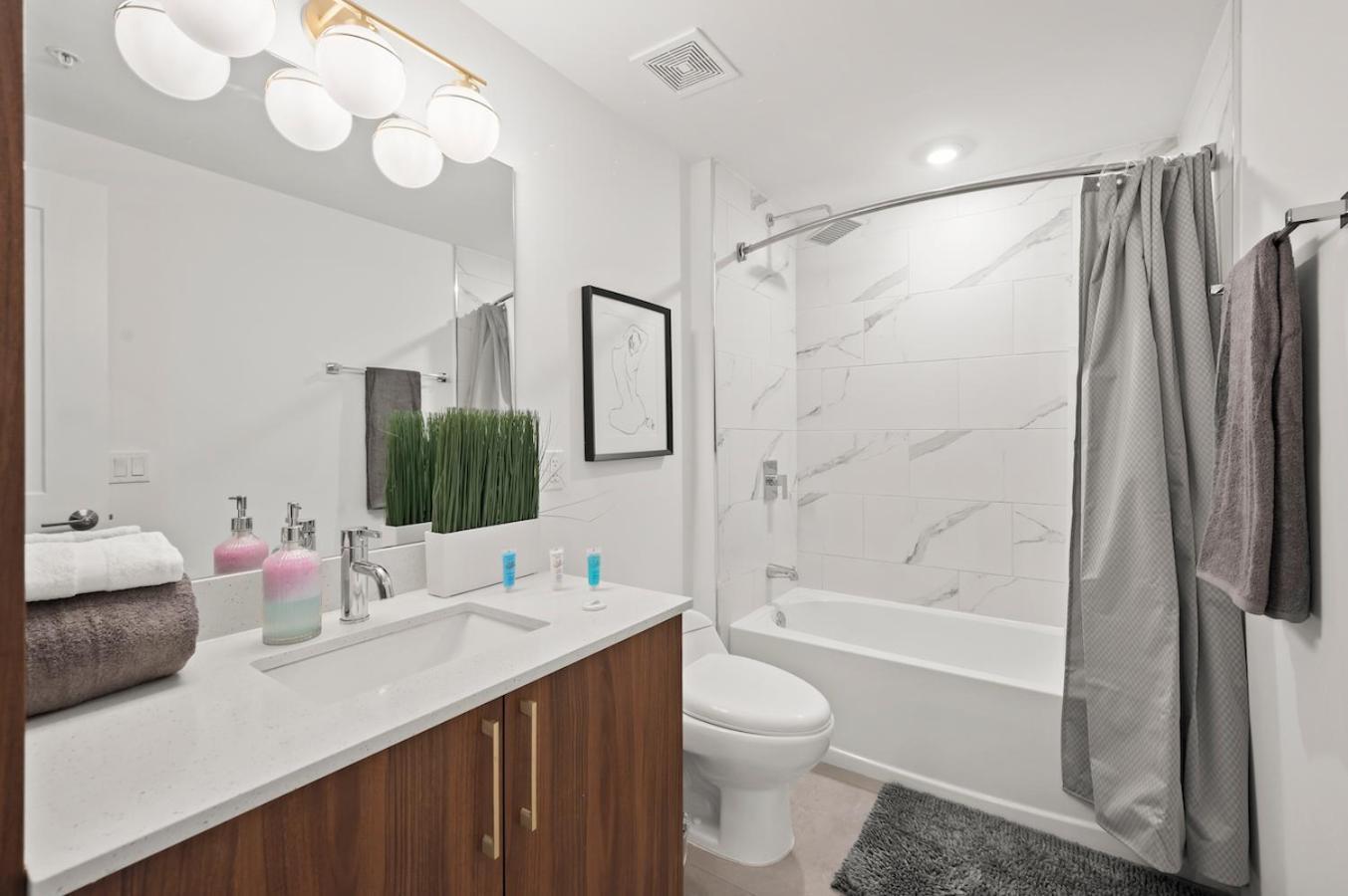 Modern Unit Mins From Brickell With Free Parking Apartman Miami Kültér fotó