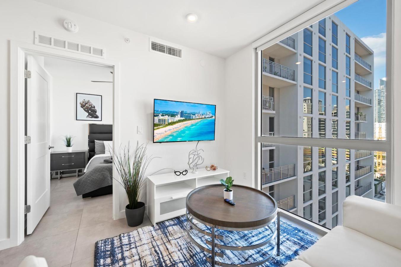 Modern Unit Mins From Brickell With Free Parking Apartman Miami Kültér fotó